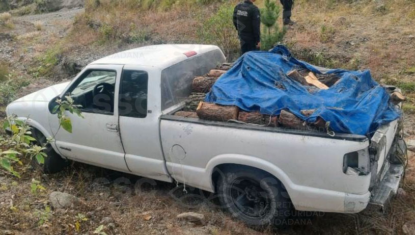Asegura la SSC a un masculino y dos camionetas por delitos ambientales